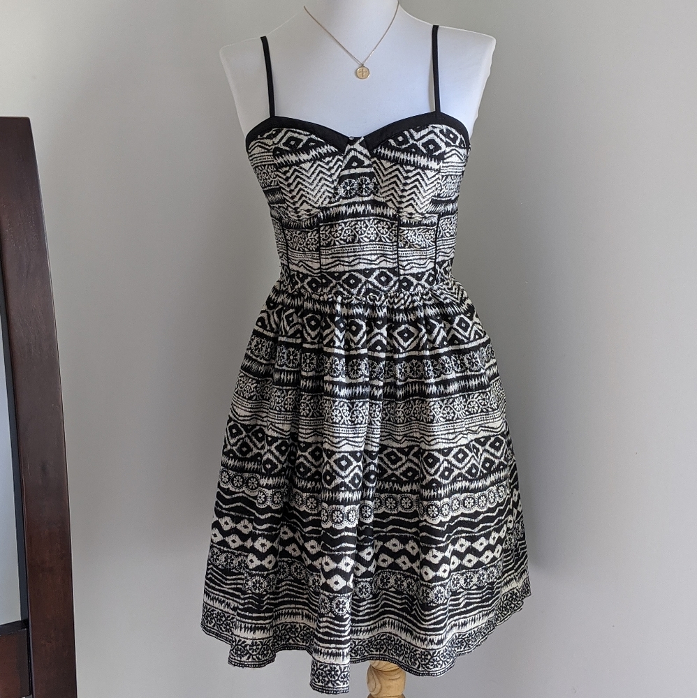 American Rag Dress - Picture 2 of 8